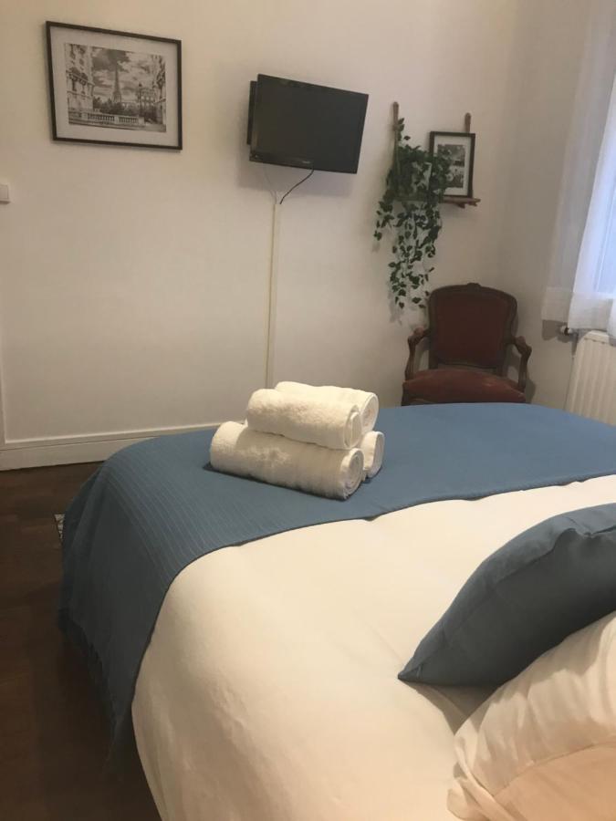 Maison 4 Chambres Jardin Et Parking Déols 外观 照片